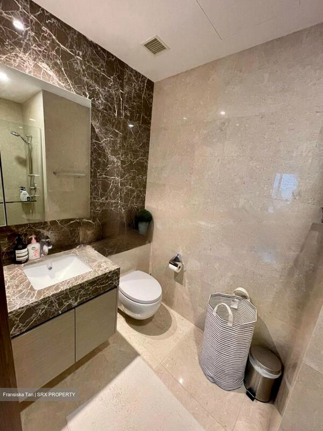 8 Saint Thomas (D9), Condominium #447974401